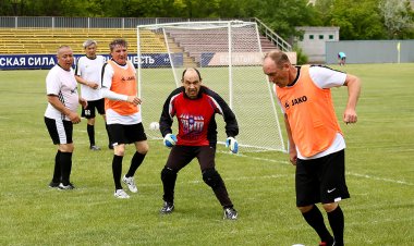 Ветераны Экибастуза сыграли в футбол