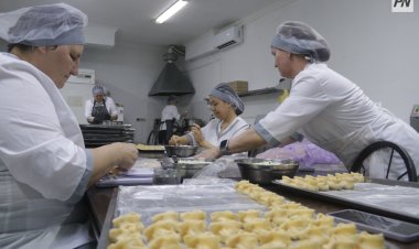 Павлодарлық фабрикада тәулігіне жүз келідей жартылай фабрикат шығарылады