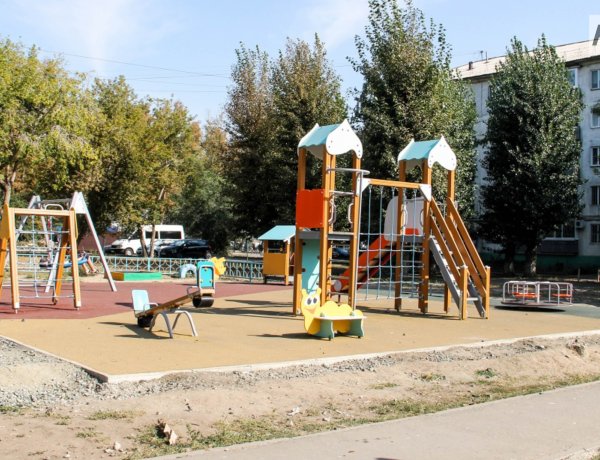 Павлодарда 50 аулада балалар ойын алаңы орнатылады