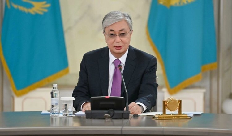 Токаев поздравил казахстанцев с Днем защитника Отечества