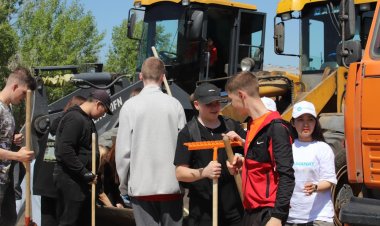 Южную часть Павлодара расчистили от тонн мусора