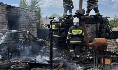 Жетекші кентінде монша мен көлік отқа оранды