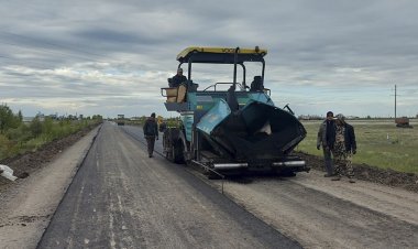 В Железинском районе подъездную дорогу к селу завершат раньше срока