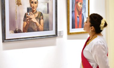 Павлодарскую художницу попросили подольше остаться в Астане