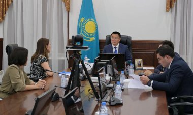 Асайын Байханов тұрғындардың жеке мәселелерін тыңдады