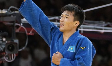 Қазақстандық палуан Парижден үшінші жүлдеге қол жеткізді