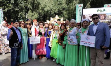 Павлодарлық қолөнершінің жұмыстары омбылықтарды таң қалдырды