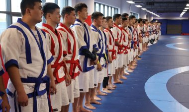 Борцы – участники V Всемирных игр кочевников тренировались за границей