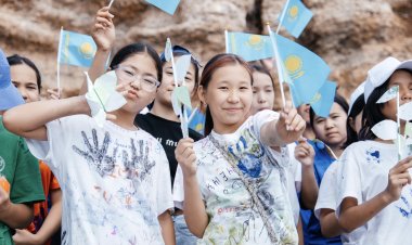 Павлодарлық оқушылар Қазақстанның танымал мәдени-тарихи орындарына сапар шекті