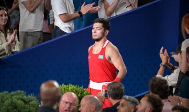 Қазақстандық боксшы Париж Олимпиадасының күміс жүлдгері