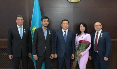 Асайын Байханов облыстың бірқатар құрылысшыларын марапаттады