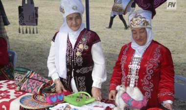 Петроглифтер, ғажайып қасық: павлодарлықтар Сәтбаевтың мерейтойын қалай атап өтті?