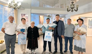 Тұңғышы 20-да: Павлодарда егіз бала дүниеге келді