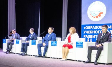 Павлодарда үздік мектептер марапатталды