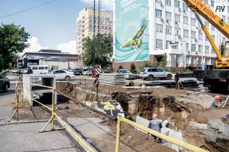 В Павлодаре меняют тепломагистрали