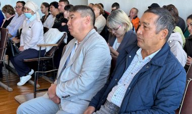 Май ауданында халық штабының өкілдері АЭС жобасына қатысты өзекті мәселелерді талқылады