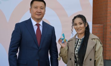 Павлодарда 300-ге жуық тұрғынға жаңа үйдің кілттері табысталды