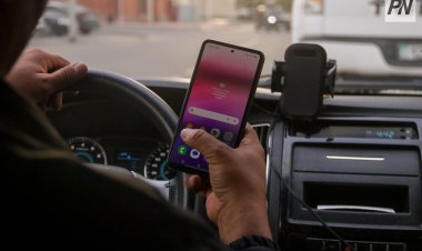 Телефонға елеңдеген павлодарлық жүргізуші айыппұл арқалады