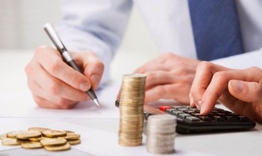 Павлодарца задержали в аэропорту Алматы из-за миллионных долгов