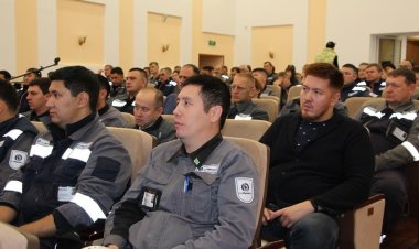 Павлодарский завод посетили члены Народного штаба