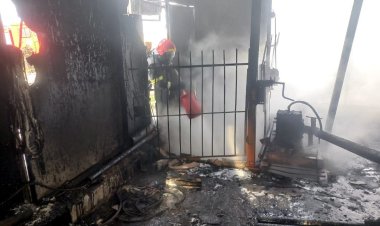 Ертіс ауданында битум сақталған жертөле толықтай жанып кетті