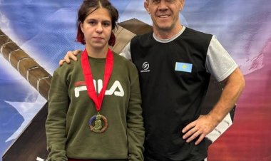 Екібастұздық спортшы АҚШ-та күрестен үздік атанды