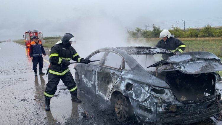 Қызылорда-Павлодар тас жолында автокөлік жанды