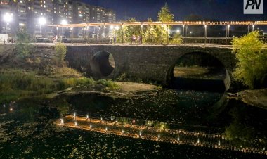 Усолка шағын ауданында жаяу жүргіншілер көпірінің жабыны ауыстырылады