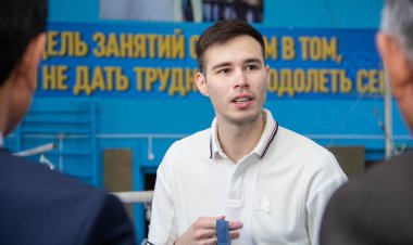 Призер Парижской Олимпиады поздравил павлодарских детей