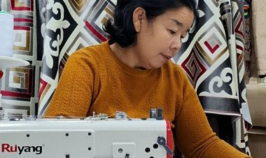 Успен ауданында қолөнерші маржан моншақтармен ою-өрнек салады