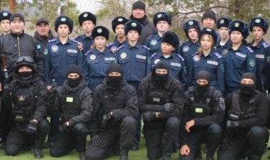 В Павлодаре борцы СОБР встретились с кадетами
