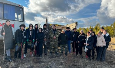 Павлодарлық студенттер орман шаруашылығында ағаш көшеттерін отырғызды