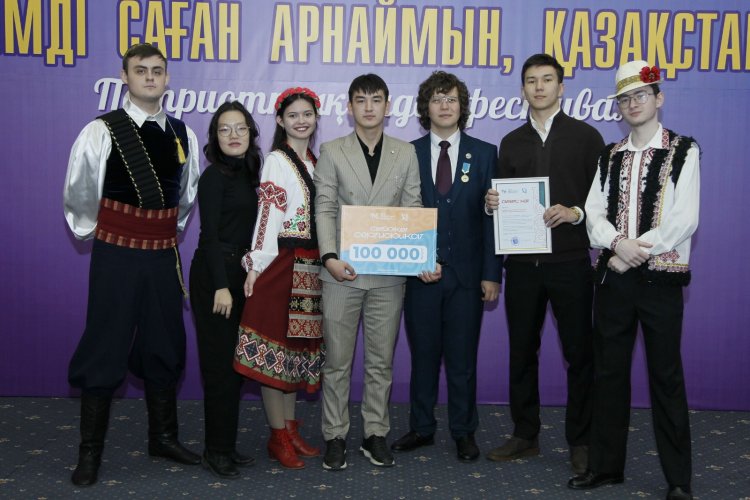 Павлодарда этномәдени бірлестіктер арасында патриоттық әндер фестивалі өтті