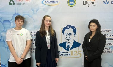 Павлодарлық зияткер оқушылар білімдерімен MacBook пен смарт сағат ұтты