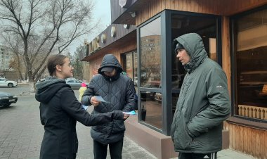 Павлодарда жастар есірткі жарнамасы бар граффити мен жазулардың көзін құртты