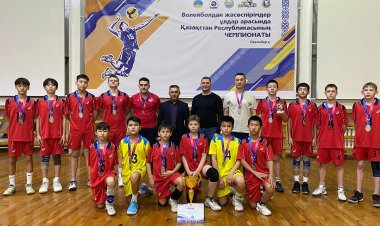 Павлодарлық волейболшылар күзгі чемпионатта бақтарын сынады