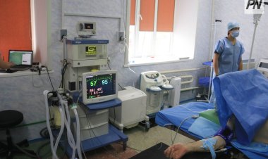 «Богатырь Көмір» кенішінде биіктен құлаған электрослесарьдің жағдайы өте ауыр