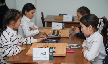 Павлодарда дәстүрлі тоғызқұмалақ турнирінде алыстан келген қонақтар бақ сынайды