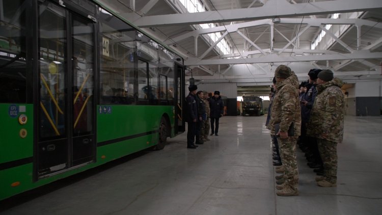 Павлодарда ТЖД электр автобустарда өрт сөндіру сабақтарын өткізді