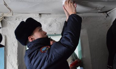 Пожарные обезопасили дома жителей Атамекена от «тихого убийцы»
