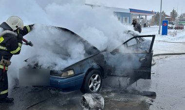 Автомобиль загорелся у павлодарского моста