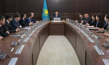 Асайын Байханов: Мансаптық амбицияларға емес, халықтың мүддесіне негізделуге тиіс