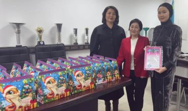 Павлодарда кәсіпкер көру қабілеті нашар балаларды қуантты