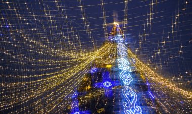 Атмосфера Нового года в Павлодаре продержится до конца недели