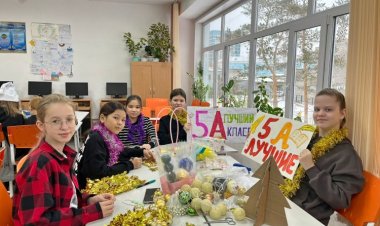Павлодарлық оқушыларды Аяз атаның шеберханасына шақырды