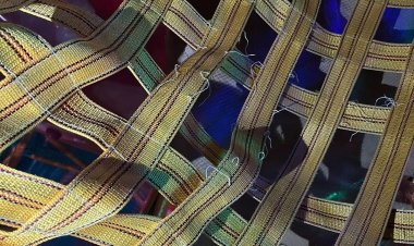 Павлодарда төрт жастағы бала сауда үйіндегі ойын алаңында биіктіктен құлады