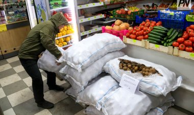 Павлодарда рұқсат етілмеген орындарда сауда жасаған 50 сатушыға ескерту жасалды