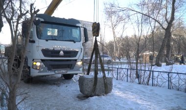 Во дворах Павлодара убрали препятствия для спецмашин