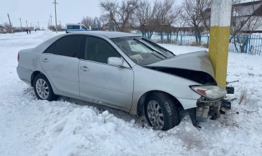 Май ауданында жүргізуші бағанаға соғылды