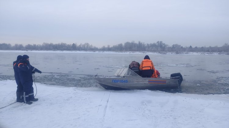 Көлік өзенге кетті: Павлодарлық құтқарушылар Абай облысына көмекке аттанды